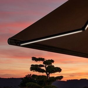 tenda da sole a proiezione