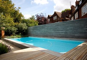 piscina a straripamento