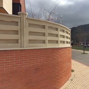 capitello in calcestruzzo