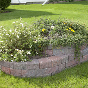bordura da giardino 1