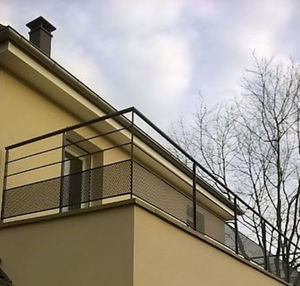 balcone in rete metallica