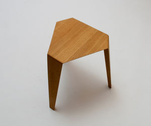 sgabello contemporaneo 1