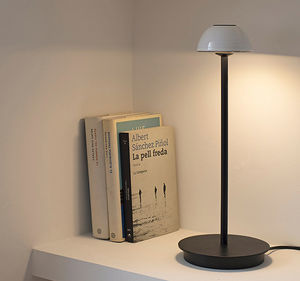lampada da tavolo 1