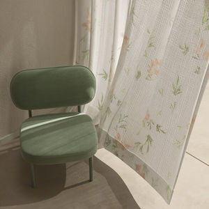 tendina voile con motivi floreali