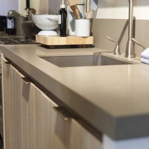 maniglia per mobile in ferro invecchiato