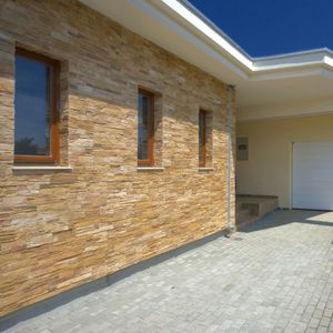 finestra in legno