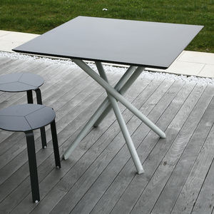 tavolo contemporaneo