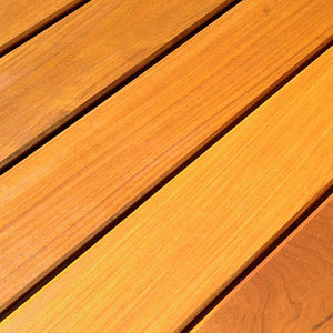 listelli per esterni in legno di latifoglie
