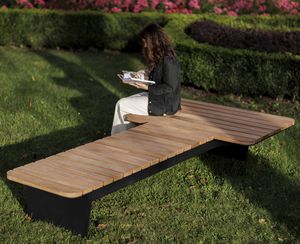 panca da giardino contemporanea