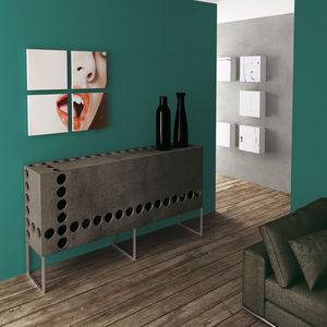credenza con piedi alti / design originale / in MDF / in metallo