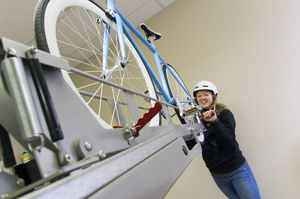rastrelliera per biciclette a pavimento