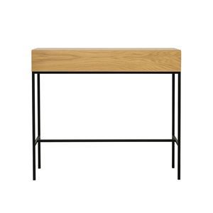 tavolo d'appoggio in stile scandinavo 1