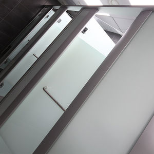 box doccia per bagno pubblico