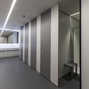 box doccia per bagno pubblico