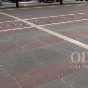 lastricato in marmo