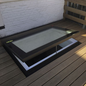 finestra da tetto in PVC