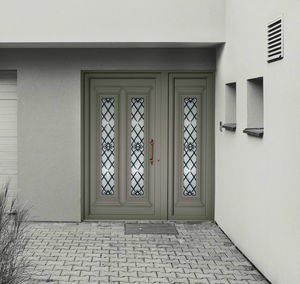 rivestimento per porta in alluminio 1
