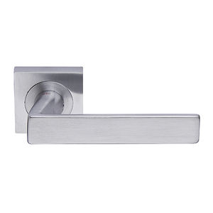 maniglia per porta 1