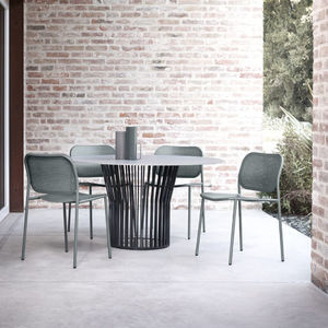 sedia da giardino contemporanea 1