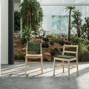 sedia contemporanea 1