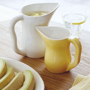 brocca in ceramica