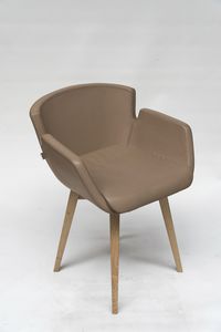 sedia moderna / imbottita / con braccioli / in tessuto