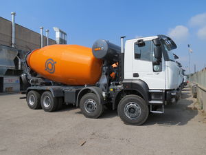 camion betoniera diesel
