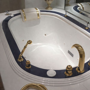 vasca da bagno ovale