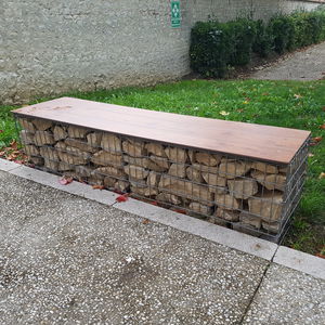 panca pubblica / da giardino / moderna / in pietra