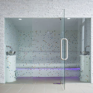 bagno di vapore con doccia integrata 1