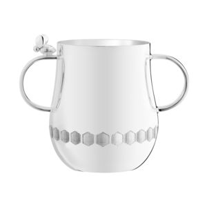 tazza in metallo argentato