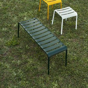 panca da giardino contemporanea