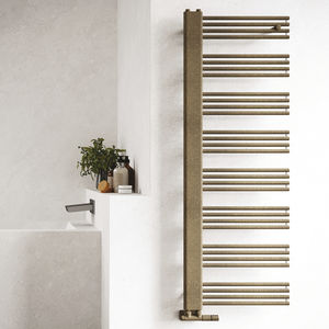 scaldasalviette ad acqua calda