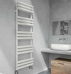scaldasalviette ad acqua calda 1