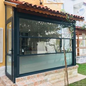 finestra a ghigliottina