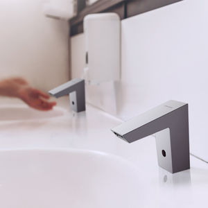 miscelatore per lavabo / in ottone cromato / elettronico / da bagno