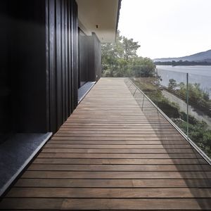 pavimento in legno composito (WPC)