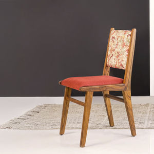 sedia da pranzo contemporanea