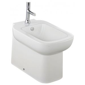 bidet in ceramica 1