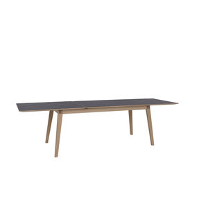 tavolo da pranzo design scandinavo