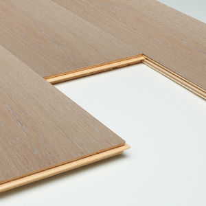 parquet multistrato / da incollare / flottante / inchiodato