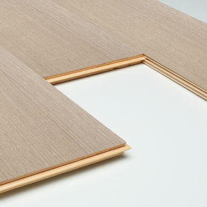 parquet multistrato / da incollare / flottante / inchiodato