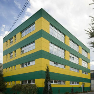 pannello in composito per rivestimento di facciata