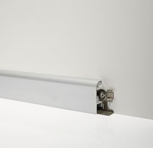 battiscopa bianco 1