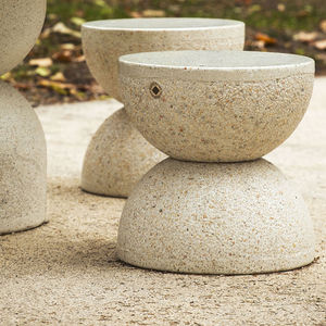 sgabello contemporaneo