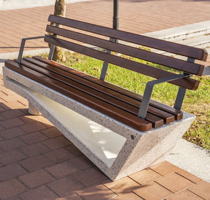 panca per spazi pubblici design originale