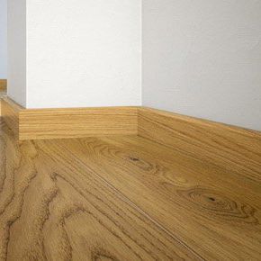 battiscopa in legno