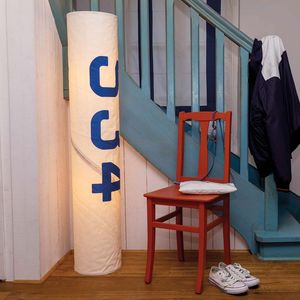 colonna luminosa contemporanea