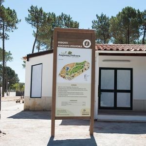 pannello informativo per parco giochi