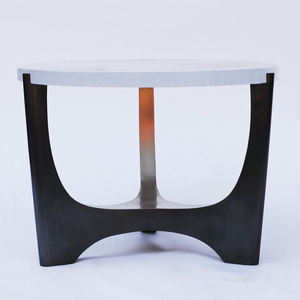 tavolo d'appoggio contemporaneo 1